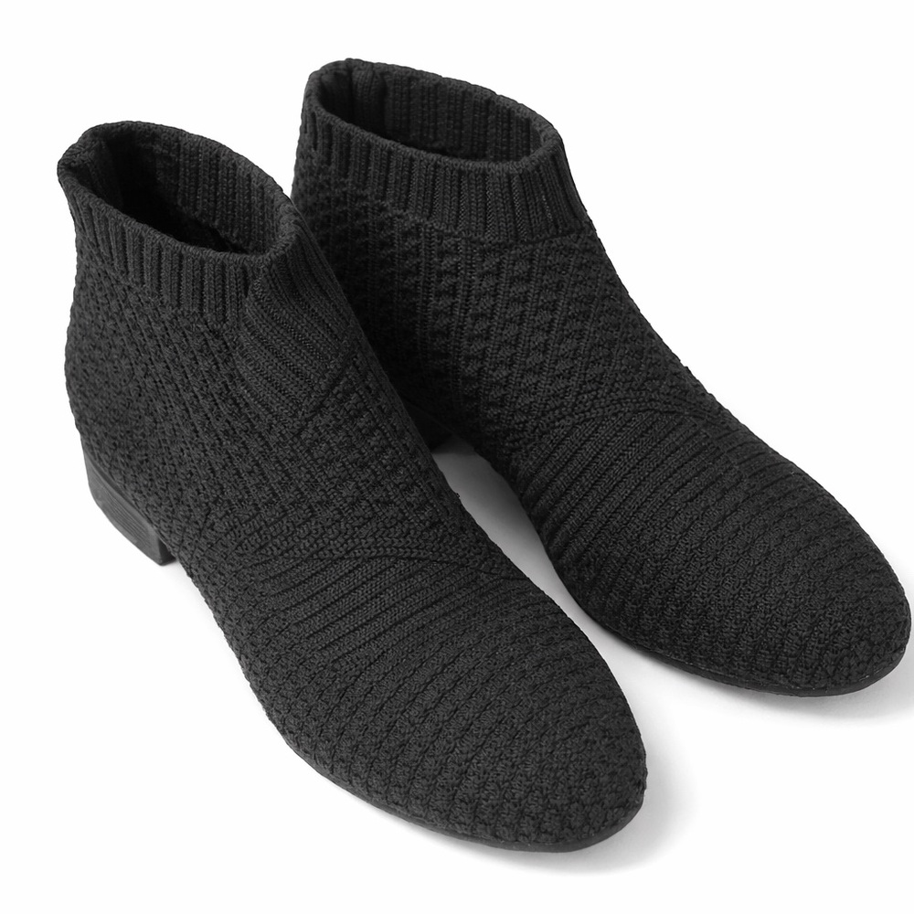 Women's Black Ankle Booties with Low Block Heel
2.6”